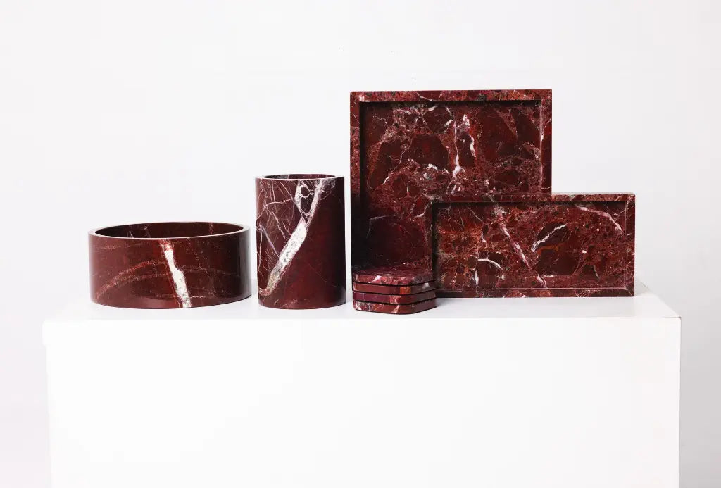 Rote Marmor Vase / Flaschenkuehler