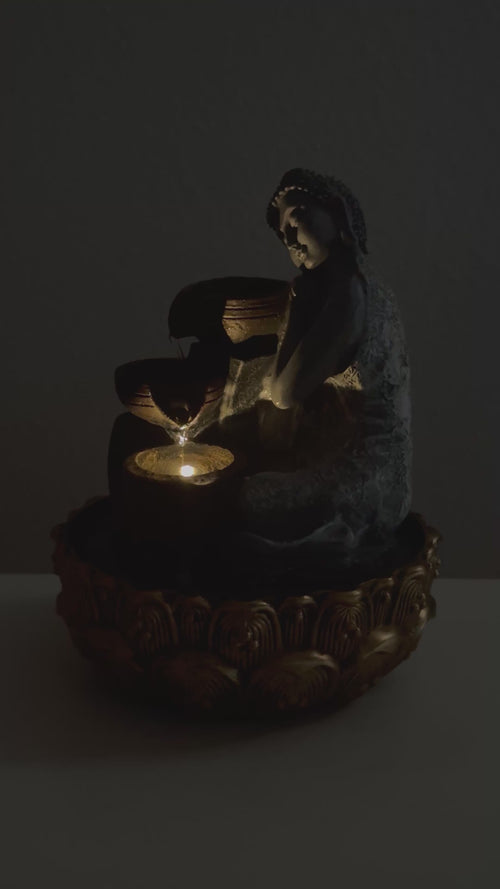 Buddha Innenbrunnen – Zen Ruhe mit Licht und Wasserfluss