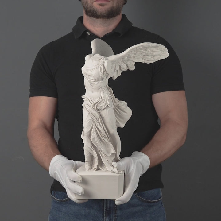 Geflügelter Sieg Statue (Groß)