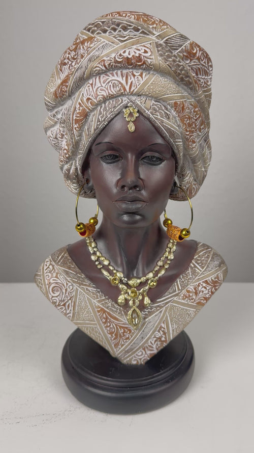 Afrikanische Dame Büste in Weiss und Gold